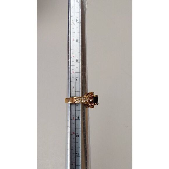 Ring Rose Gold with Blue Center stone Size 8 - Picture 4 of 4